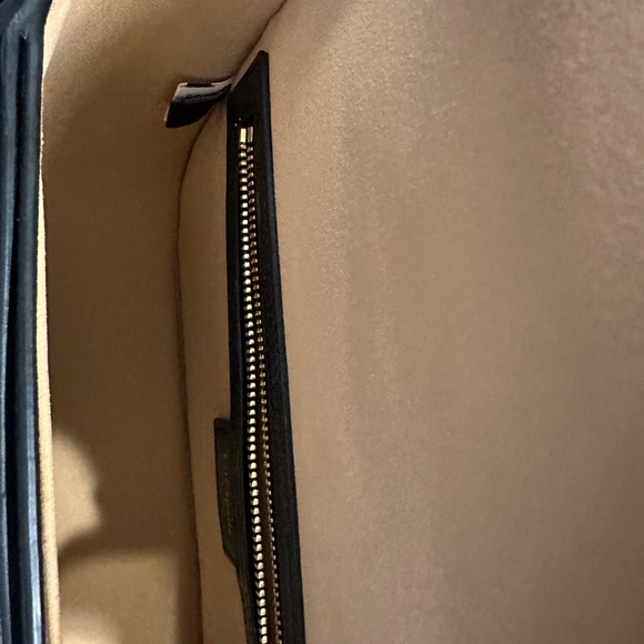 Katy Medium Convertible shoulder bag - Picture 2 of 2